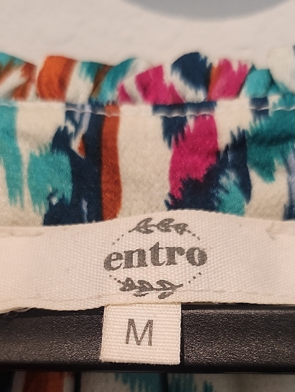 entro Multi-Color Abstract Print Blouse - Picture 2 of 6